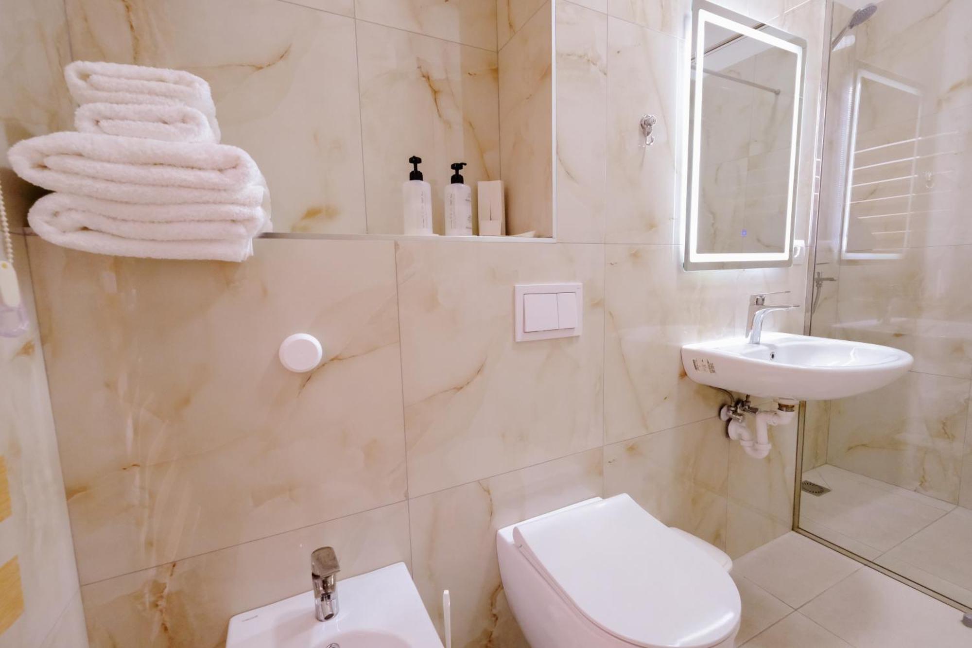 Albania Haven 15b Apartment